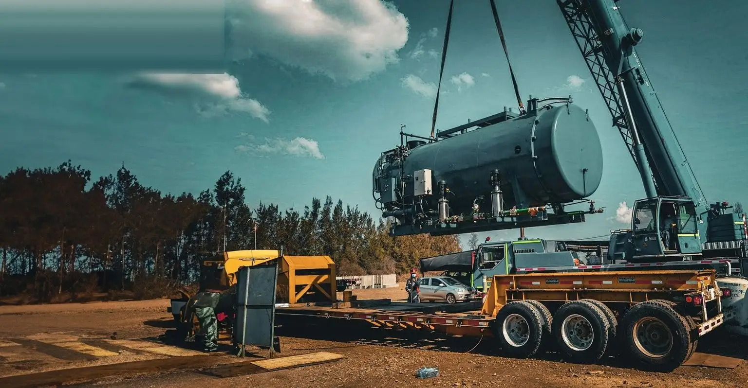 SQ Energías boiler assembly on site